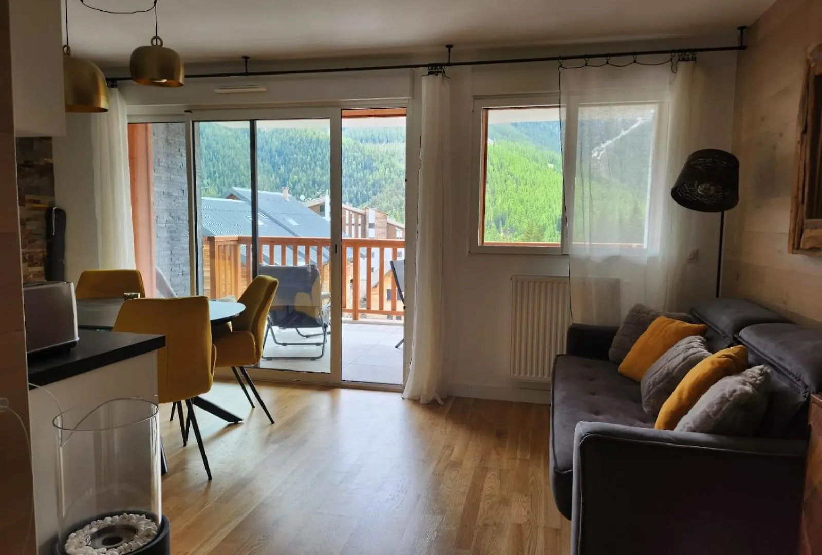 Auron Appartement 2 Pieces Vue Panoramique Saint-Etienne-de-Tinee Apartment